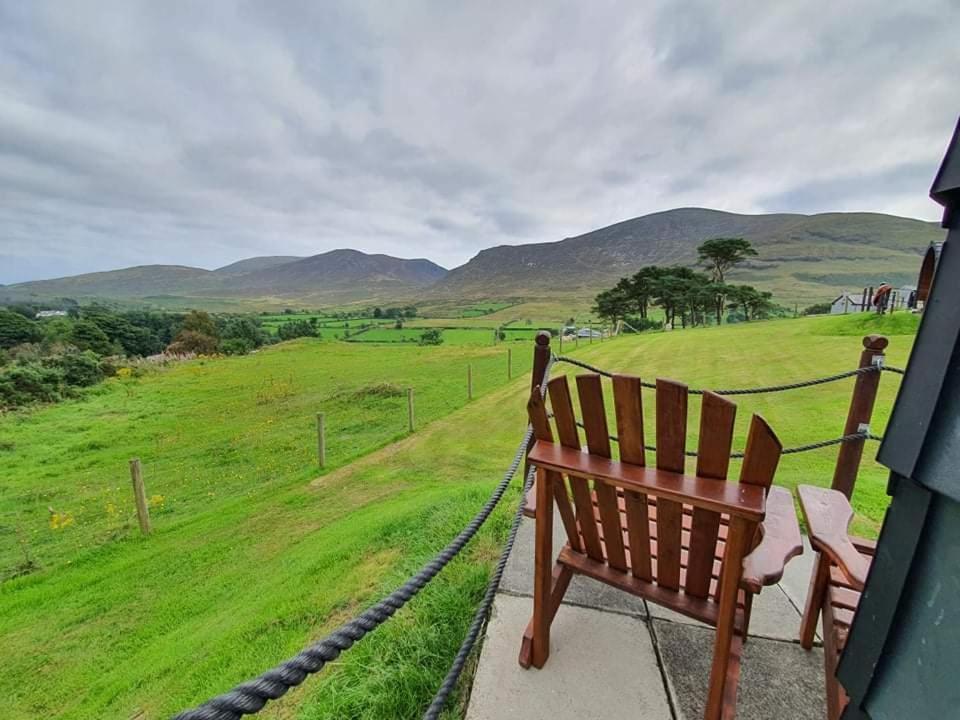Hotel Gorse Hill Glamping à Newcastle  Extérieur photo