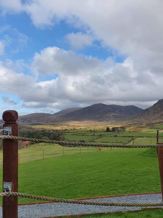 Hotel Gorse Hill Glamping à Newcastle  Extérieur photo